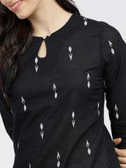 Black kurti