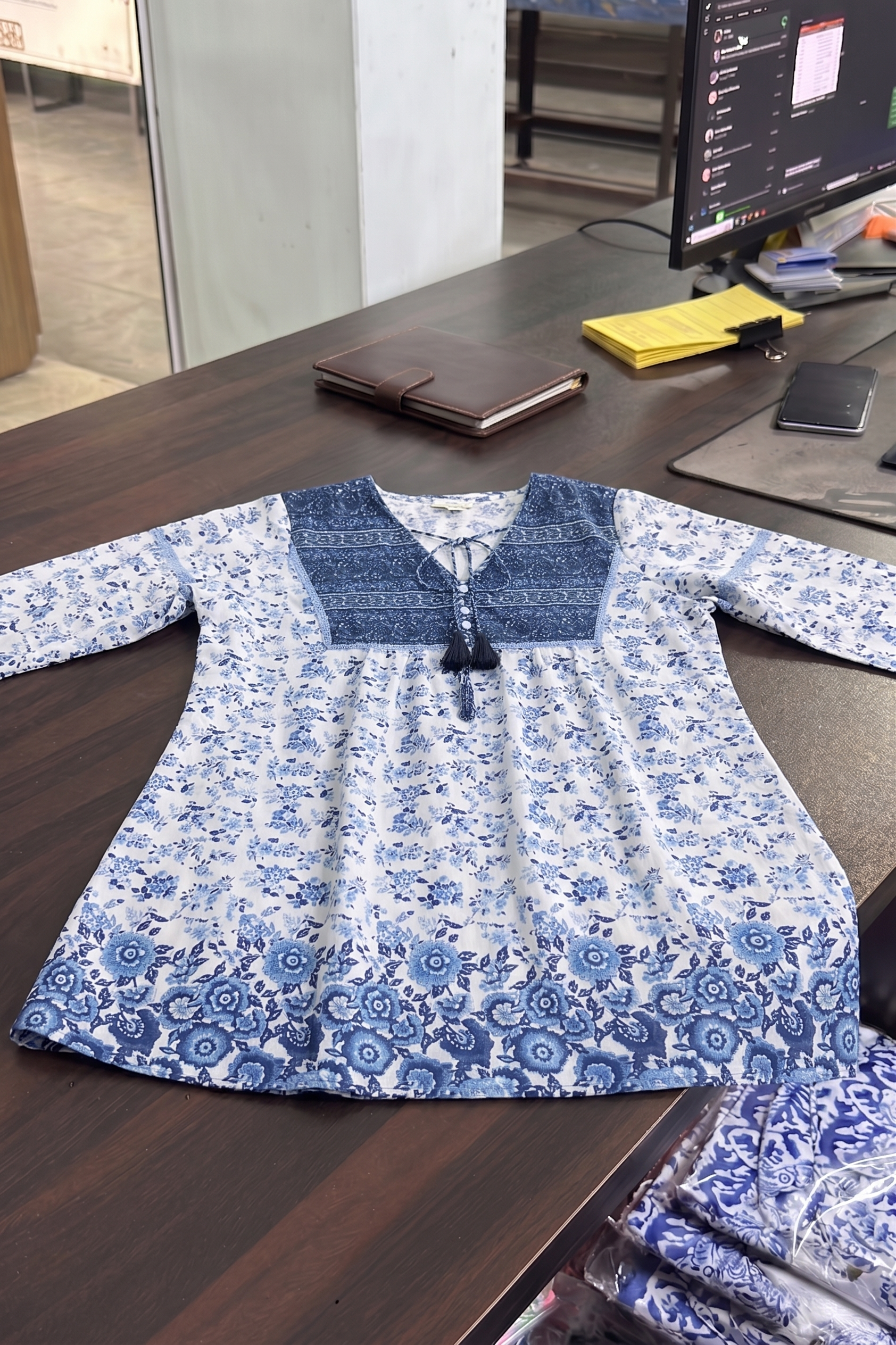 Vintage-Inspired Blue & White Print Tunic